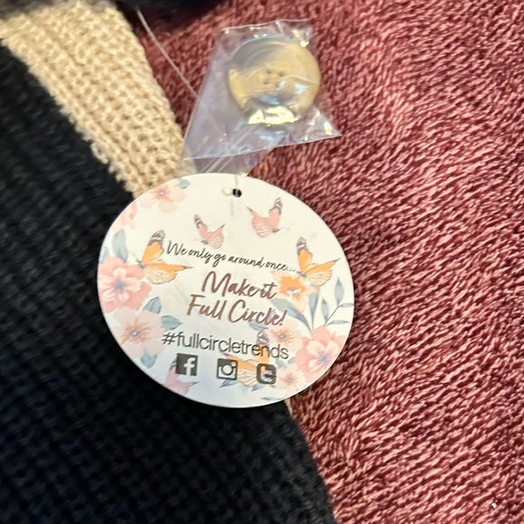 Brand new with tags FCT long sleeve turtleneck shirt - Picture 3 of 6